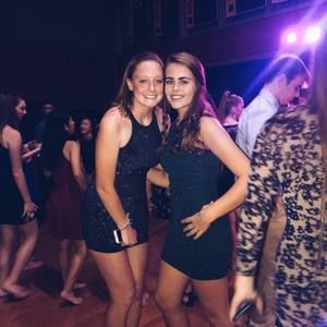 Meet your Posher, Olivia